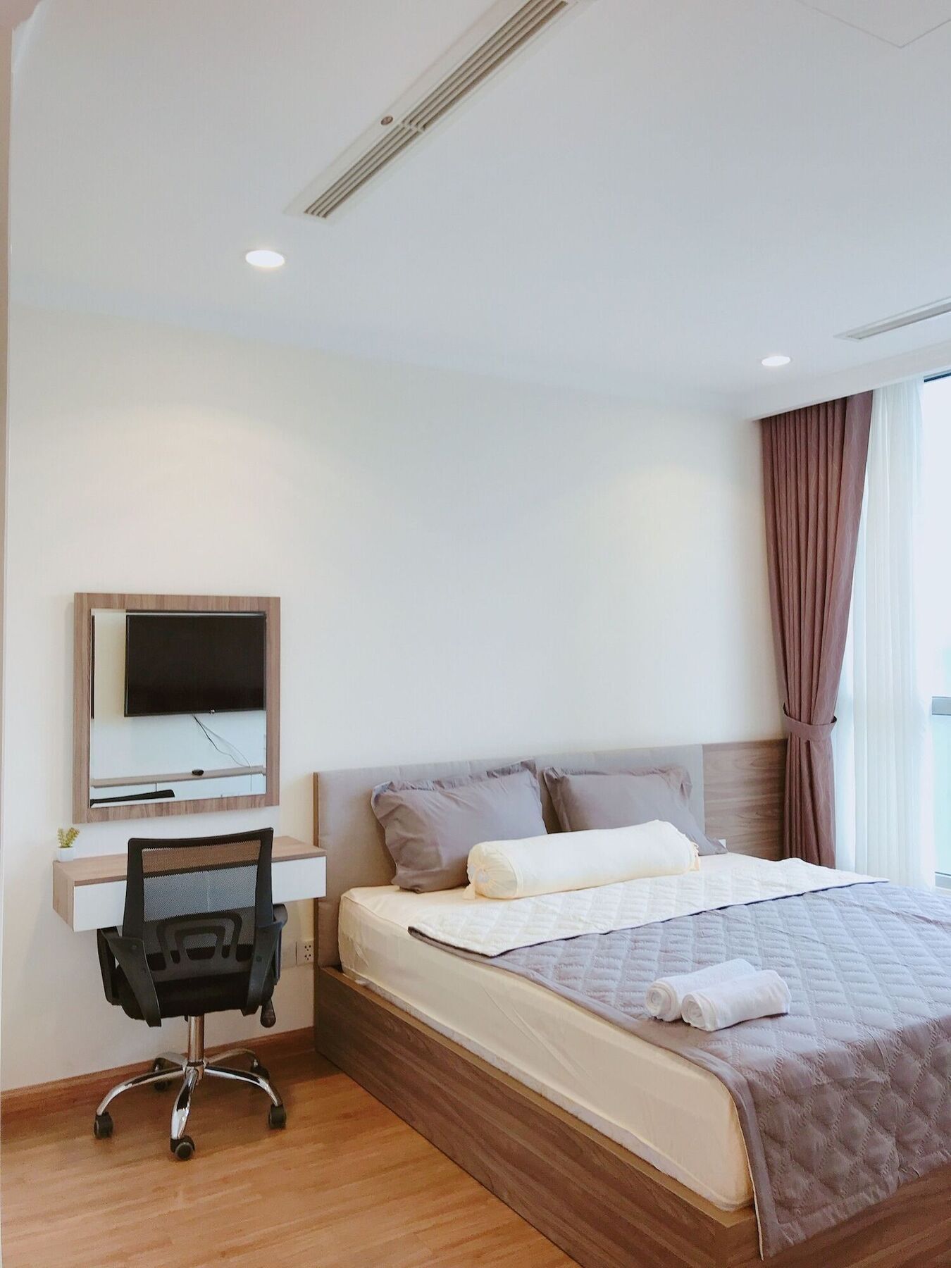 5s Vinhomes Park * TP. Hồ Chí Minh